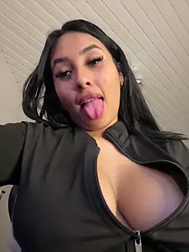 Snapshot of Anily_Lovely chatting on January 24, 12:20 am Anily Lovely online show from January 24, 12:20 am