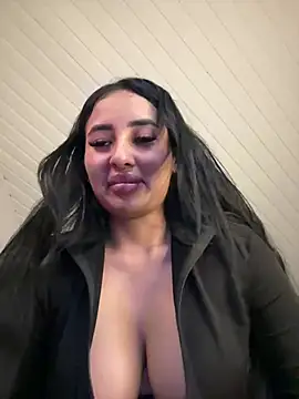Snapshot of Anily_Lovely chatting on February 11, 7:48 pm Anily Lovely online show from February 11, 7:48 pm