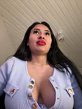 Snapshot of Anily_Lovely chatting on February 21, 3:23 am Anily Lovely online show from February 21, 3:23 am