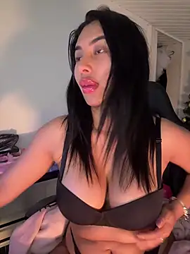 Anily Lovely online show from February 14, 6:15 pm