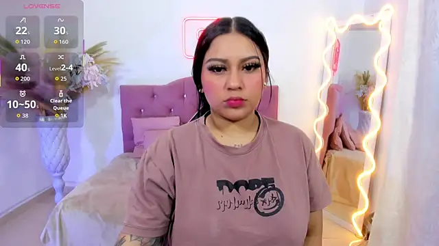 kendra tay online show from November 25, 3:06 am