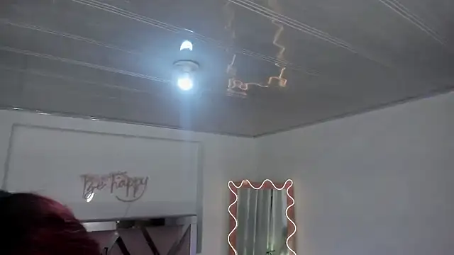 Daphnne tay online show from February 3, 6:34 am