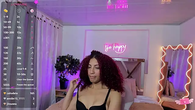 Daphnne tay online show from February 13, 10:02 am