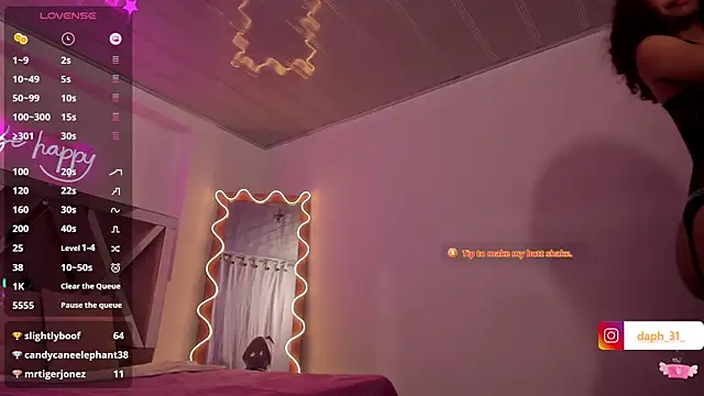 Daphnne tay online show from March 6, 9:47 am