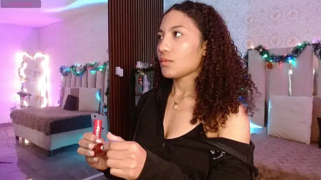 Daphnne tay online show from November 22, 6:23 am