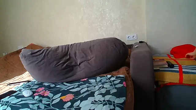 Snapshot of Brionia chatting on May 26, 5:58 am Brionia online show from May 26, 5:58 am