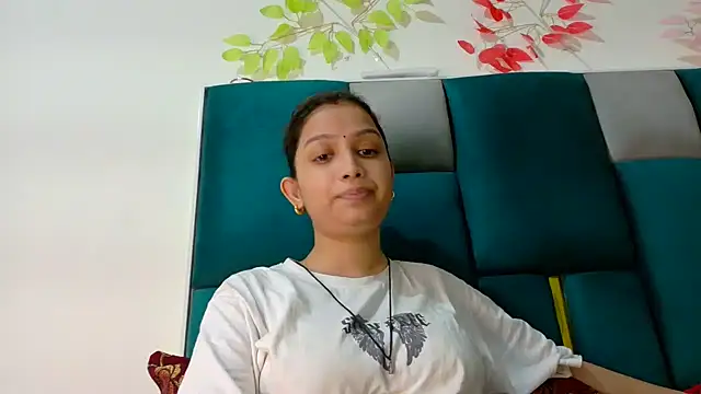 Aleena Rai online show from September 23, 6:33 pm