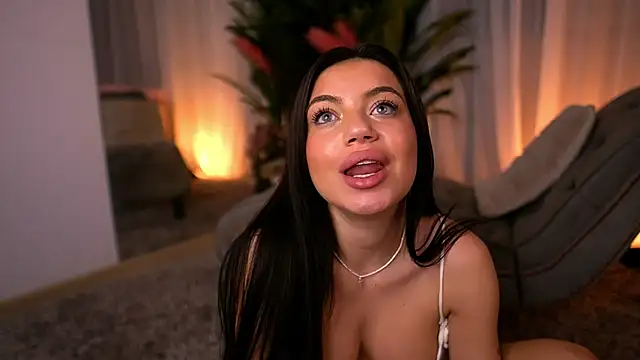 EsmeeLuv online show from March 12, 3:57 am