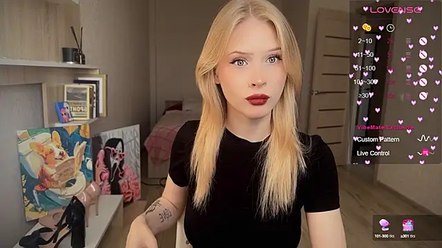 Snapshot of lisa_barbie chatting on September 28, 8:20 am lisa barbie online show from September 28, 8:20 am