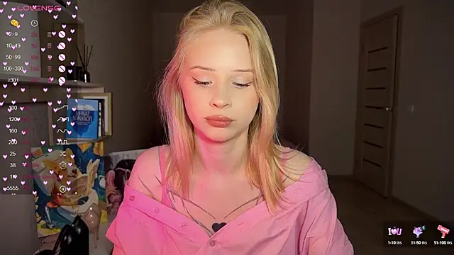 Snapshot of lisa_barbie chatting on October 13, 3:17 am lisa barbie online show from October 13, 3:17 am