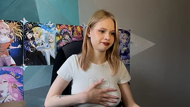 Snapshot of lisa_barbie chatting on November 8, 9:20 am lisa barbie online show from November 8, 9:20 am