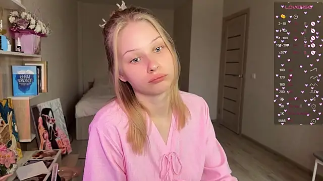 Snapshot of lisa_barbie chatting on November 28, 9:01 am lisa barbie online show from November 28, 9:01 am