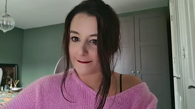 flatwhite0 online show from December 9, 1:55 pm