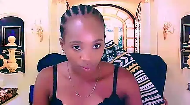 Snapshot of EbonyCreamy69 chatting on December 30, 6:38 pm EbonyCreamy69 online show from December 30, 6:38 pm