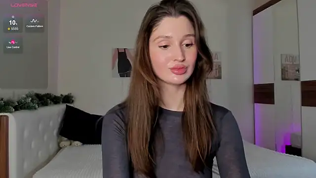 tender babyy online show from January 10, 2:13 pm