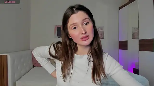 tender babyy online show from January 31, 2:28 pm