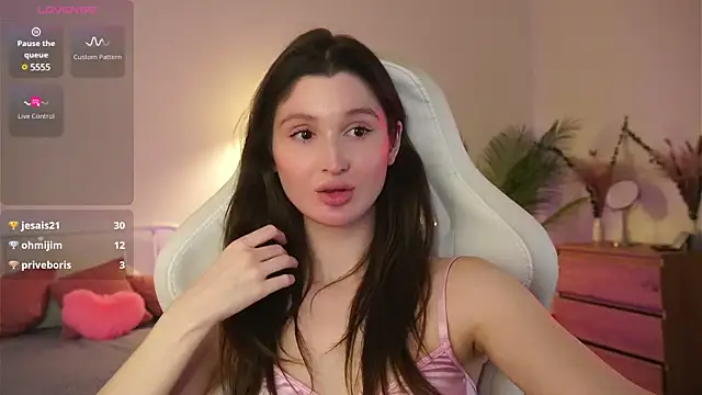 tender babyy online show from March 12, 1:40 pm