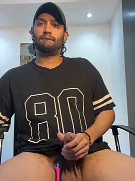 Snapshot of Dirtyboyhot chatting on February 25, 1:48 am Dirtyboyhot online show from February 25, 1:48 am