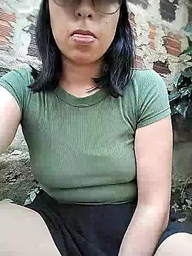 MirandaSingle online show from March 2, 6:15 pm