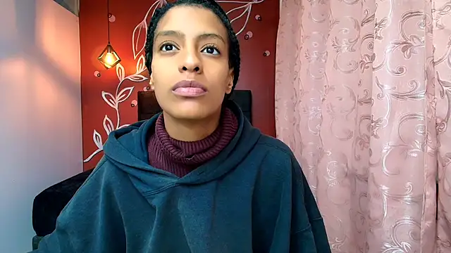 Zia Green online show from December 18, 12:07 pm