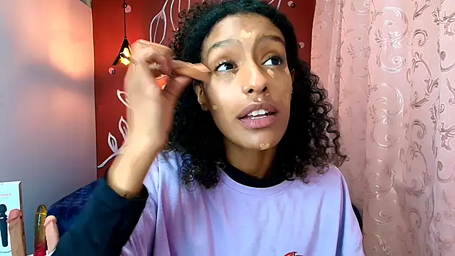 Zia Green online show from January 23, 7:07 pm