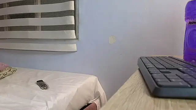 lou rosse  online show from March 2, 2:41 am