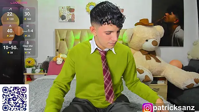 Snapshot of patrick_sanzz chatting on October 14, 3:29 am patrick sanzz online show from October 14, 3:29 am