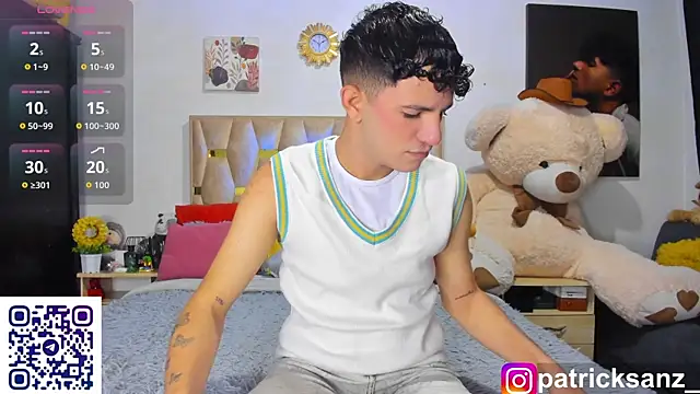 Snapshot of patrick_sanzz chatting on October 20, 11:43 am patrick sanzz online show from October 20, 11:43 am