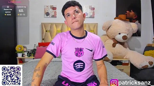 Snapshot of patrick_sanzz chatting on October 20, 11:49 pm patrick sanzz online show from October 20, 11:49 pm