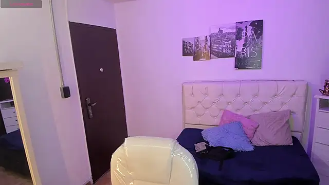 Amy Kiitty  online show from February 24, 1:31 pm