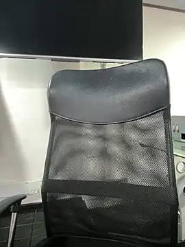 Amy Kiitty  online show from May 14, 1:18 pm