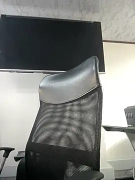 Amy Kiitty  online show from June 10, 1:43 pm