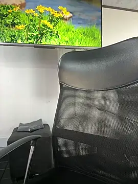 Amy Kiitty  online show from June 17, 1:56 pm