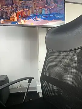 Amy Kiitty  online show from July 6, 1:52 pm