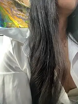 Amy Kiitty  online show from July 28, 2:13 pm