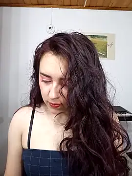 Emi chik online show from January 22, 11:23 am