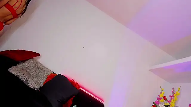 Snapshot of Eyleen_Santos chatting on December 5, 8:27 pm Eyleen Santos online show from December 5, 8:27 pm