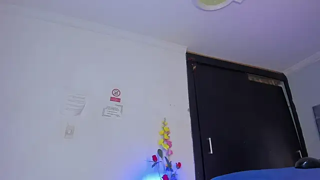 Snapshot of Eyleen_Santos chatting on March 28, 7:57 pm Eyleen Santos online show from March 28, 7:57 pm