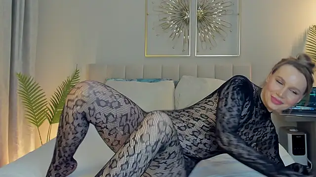    Cindy    online show from January 12, 6:49 pm