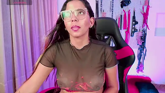 Snapshot of Megaan_Greey chatting on October 6, 2:36 pm Megaan Greey online show from October 6, 2:36 pm