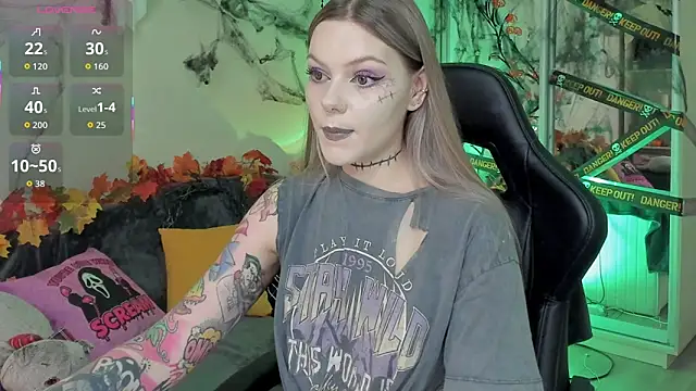 Marta May  online show from October 26, 6:03 pm