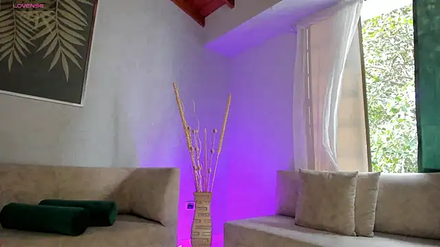 KatieNolan 1 online show from October 16, 7:37 pm