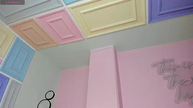 Snapshot of KatieNolan_1 chatting on May 12, 6:49 pm KatieNolan 1 online show from May 12, 6:49 pm