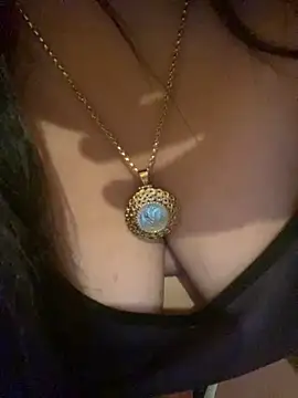 Cameelia online show from September 15, 2:22 am