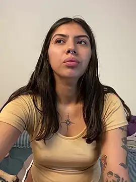 Snapshot of Argentiiniita chatting on March 22, 8:37 pm Argentiiniita online show from March 22, 8:37 pm