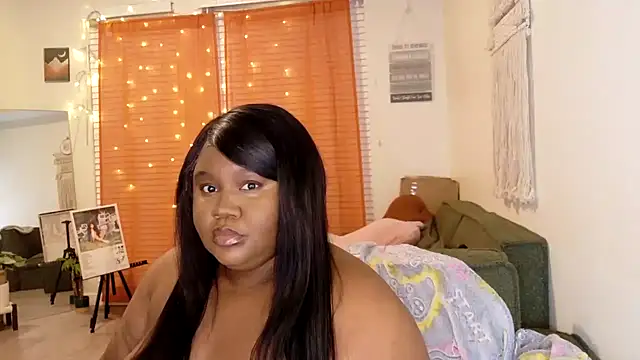 explosivekitty69 online show from November 25, 4:34 am