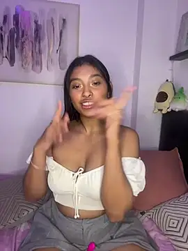 Isabella fasilier online show from February 5, 3:13 am