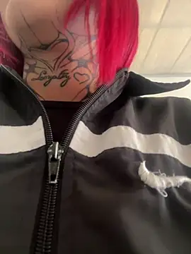 Kuromi LS online show from December 29, 1:38 pm