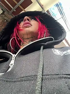 Snapshot of Kuromi_LS chatting on September 23, 8:12 pm Kuromi LS online show from September 23, 8:12 pm