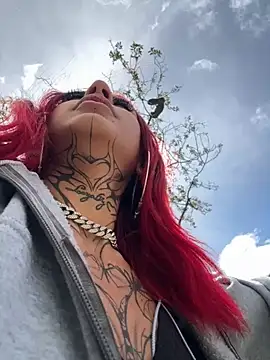 Snapshot of Kuromi_LS chatting on September 24, 7:06 pm Kuromi LS online show from September 24, 7:06 pm